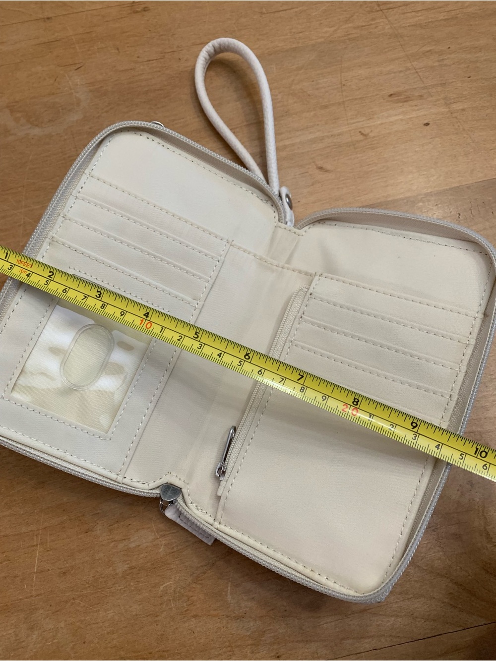 Wristlet - Off-White - Picture 8 of 11